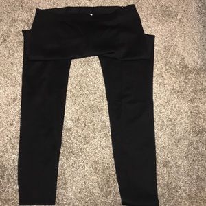 Basic black leggings